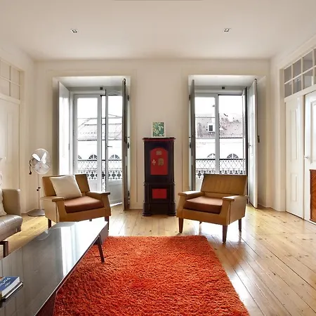 Spacious Sunny Flat- Baixa / Rossio * Lissabon